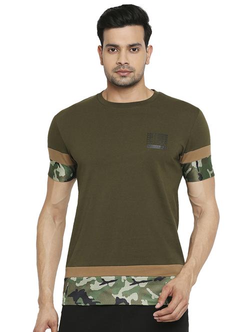 green solid t-shirt - 18329969 - Standard Image - 1