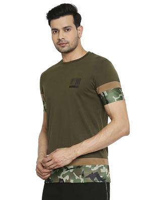 green solid t-shirt - 18329969 - Standard Image - 2
