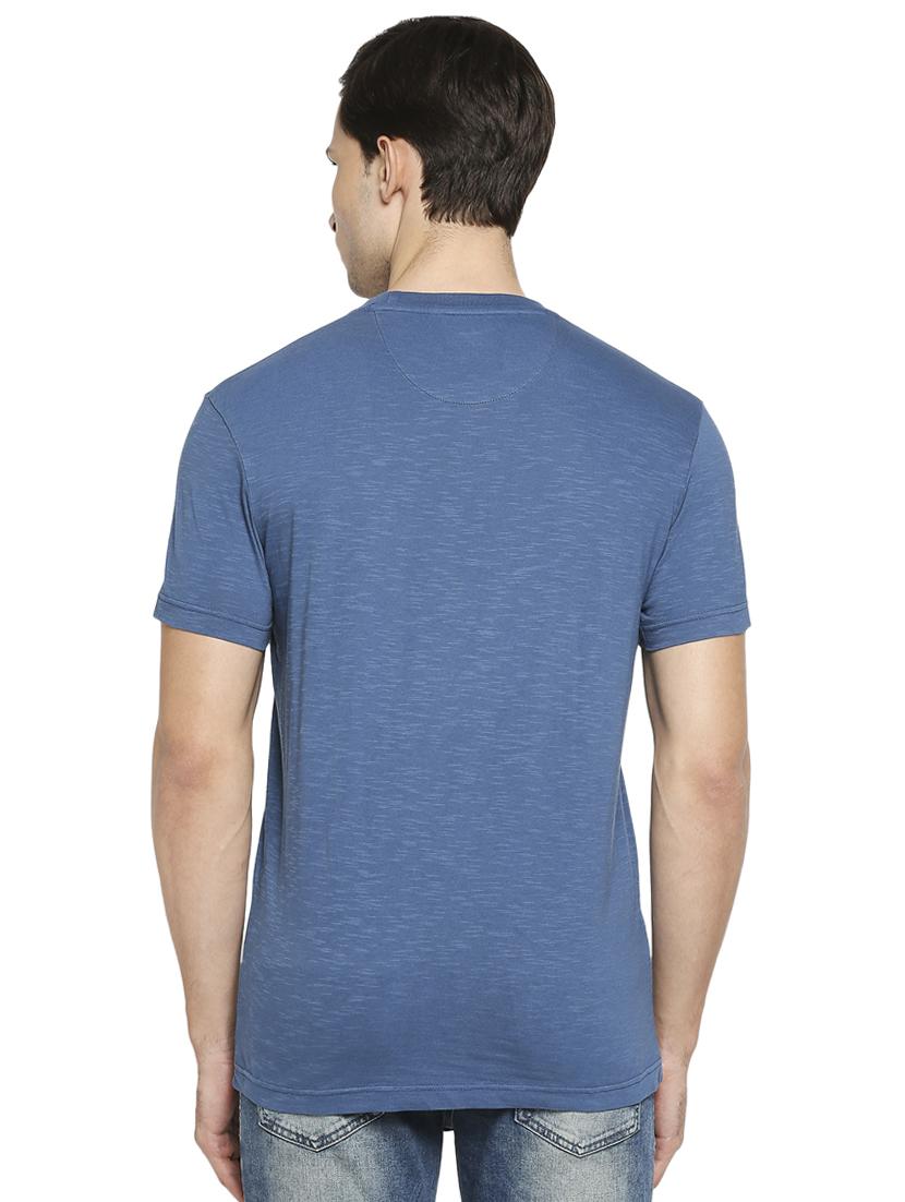 blue solid t-shirt - 18329980 - Zoom Image - 3