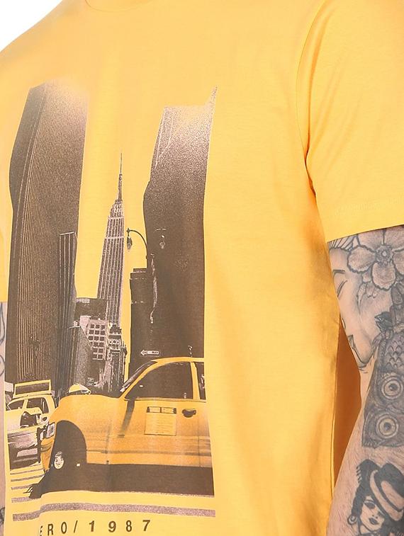 yellow front print t-shirt - 18332538 - Zoom Image - 5