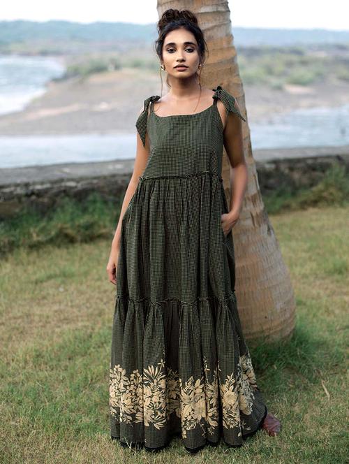 tie knot sleeved printed flared dress - 18333842 - Standard Image - 1