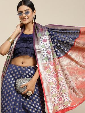 ethnic motifs woven saree with blouse - 18334101 - Standard Image - 4