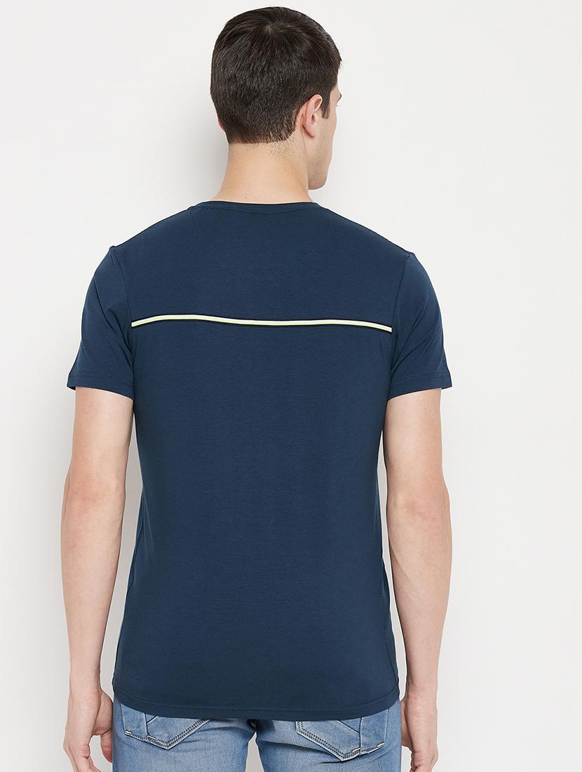 blue chest print t-shirt - 18335869 - Zoom Image - 3