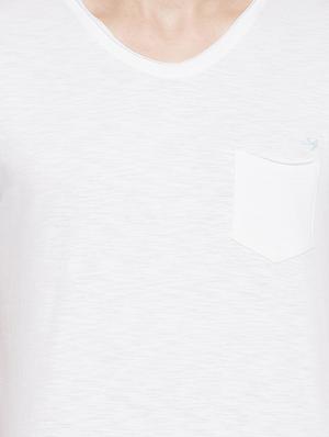 white solid t-shirt - 18335878 - Standard Image - 4