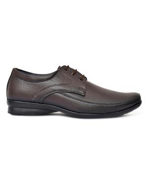 brown leatherette laceup derbies - 18341020 - Standard Image - 4