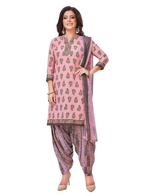set of 2 unstitched suit set - 18344027 - Standard Image - 4