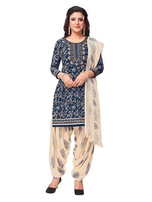 set of 2 unstitched suit set - 18344175 - Standard Image - 4