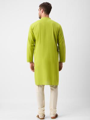 green solid medium kurta - 18346120 - Standard Image - 4