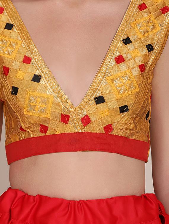 red embroidered flared lehenga - 18346652 - Zoom Image - 4