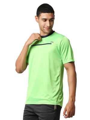 green solid t-shirt - 18349168 - Standard Image - 2