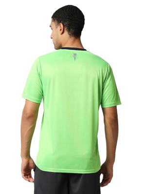 green solid t-shirt - 18349168 - Standard Image - 3