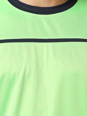 green solid t-shirt - 18349168 - Standard Image - 5