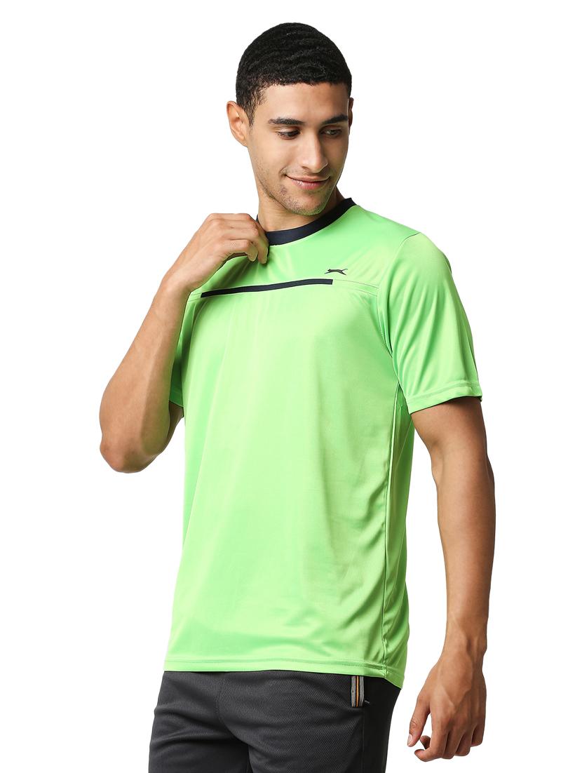 green solid t-shirt - 18349168 - Zoom Image - 2