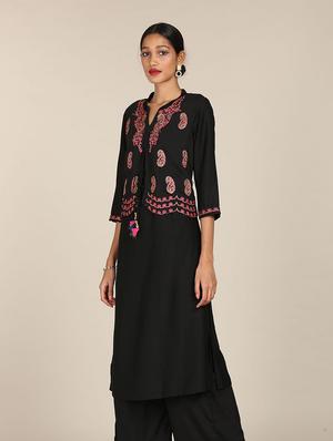 black embroidered straight kurta - 18353563 - Standard Image - 2