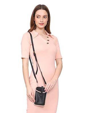 black solid regular sling bag - 18355988 - Standard Image - 4