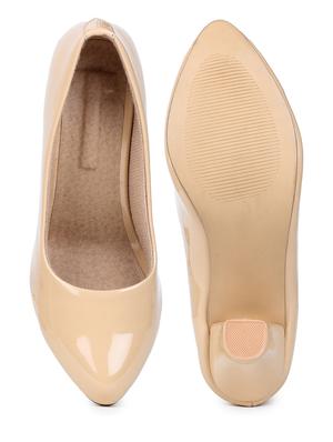 beige patent leather slip on pumps - 18361625 - Standard Image - 6