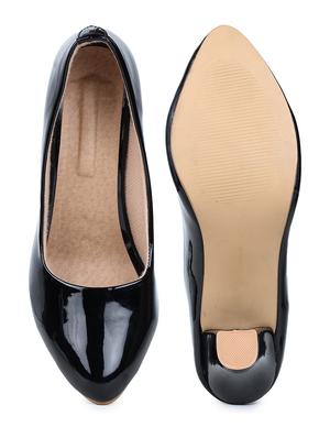 black patent leather slip on pumps - 18361626 - Standard Image - 6