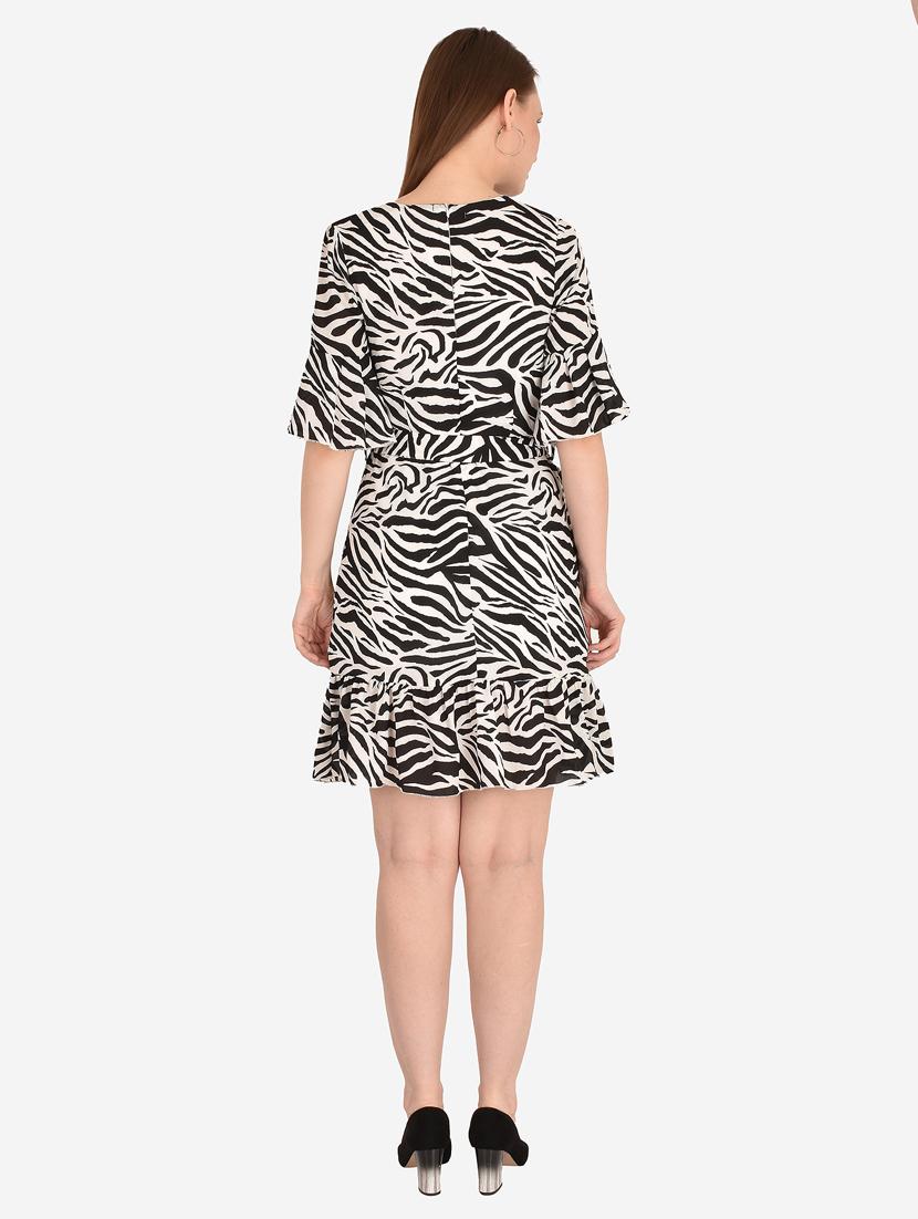 bell sleeved animal print a-line dress - 18363209 - Zoom Image - 4