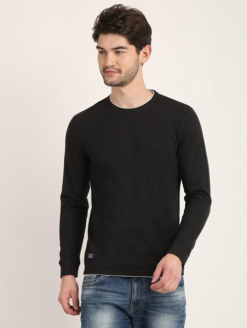 black solid t-shirt - 18363362 - Very Small Image - 1