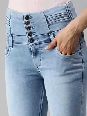 high-rise washed denim jean - 18366948 - Standard Image - 5