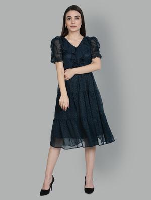 v-neck printed tiered dress dress - 18370217 - Standard Image - 3