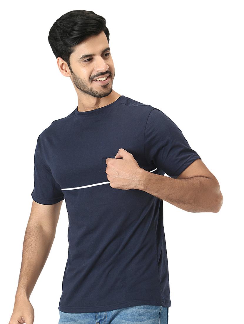 navy blue chest-printed t-shirt - 18370879 - Zoom Image - 2