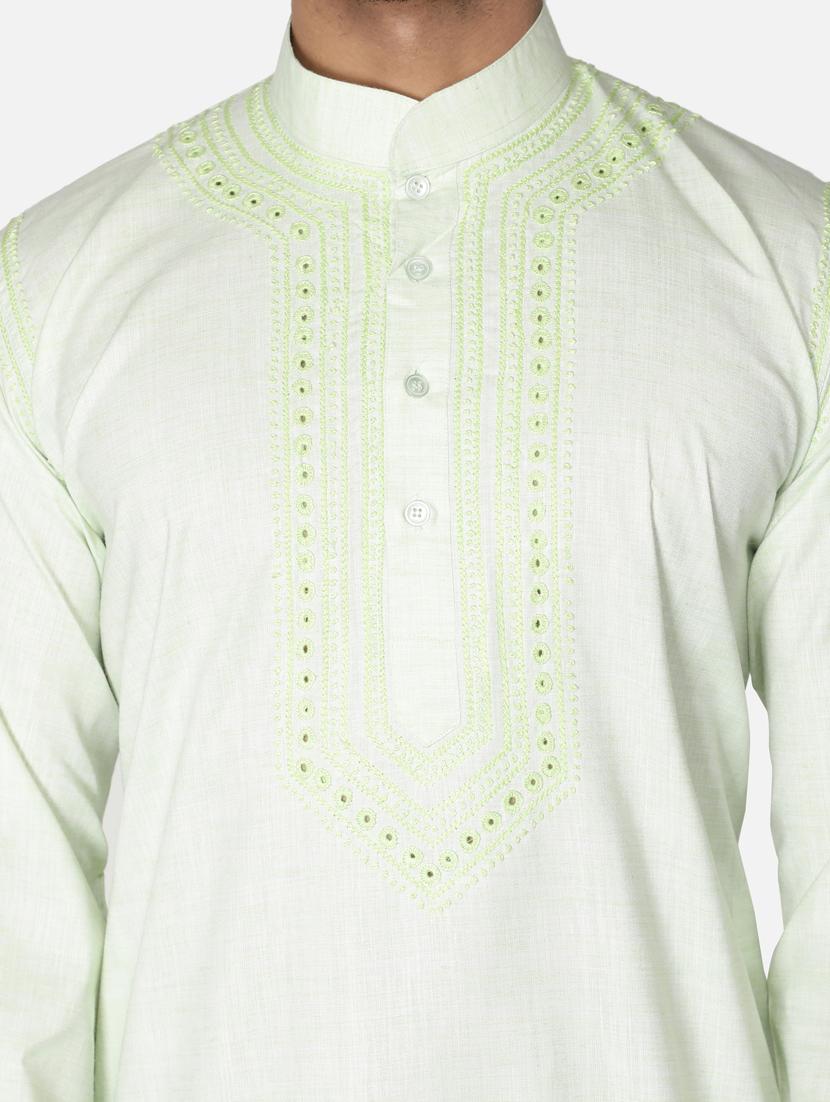 green neck embroidered long kurta - 18371561 - Zoom Image - 6