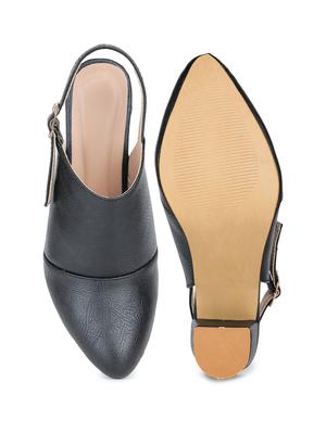 black back strap sandal - 18375212 - Standard Image - 4