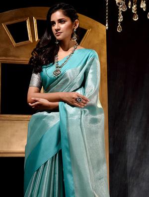 self design woven saree with blouse - 18378175 - Standard Image - 3