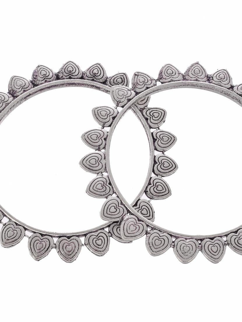 set of 2 silver toned oxidised heart design bangles - 18380063 - Zoom Image - 4