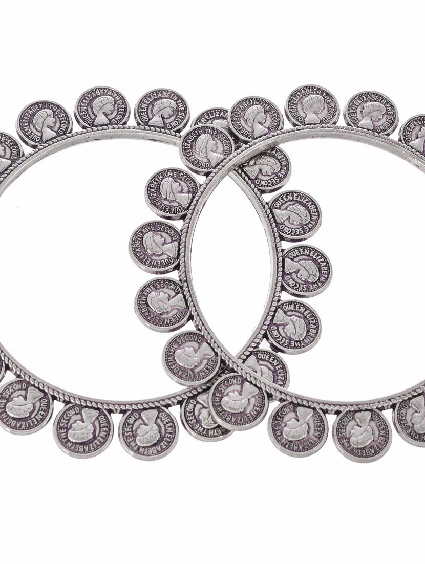 set of 2 silver toned oxidised bangles - 18380064 - Zoom Image - 4