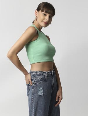 sleeveless solid crop top - 18384063 - Standard Image - 3
