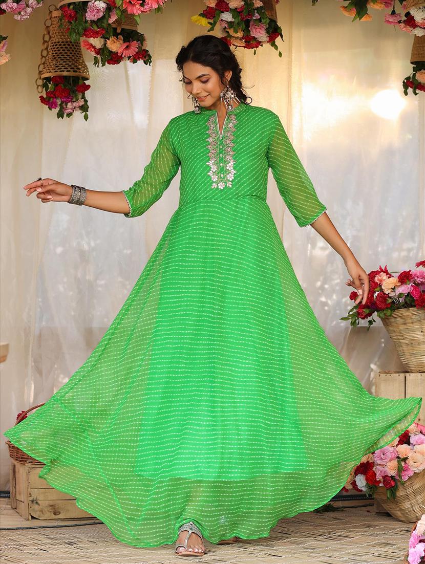 green leheriya flared kurta - 18386013 - Zoom Image - 2