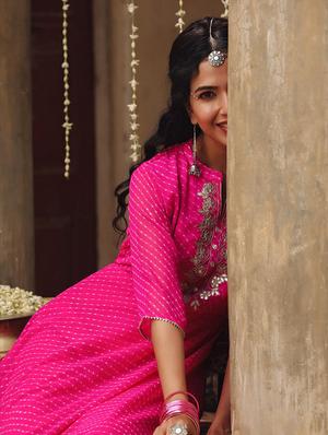 pink leheriya flared kurta - 18386015 - Standard Image - 5