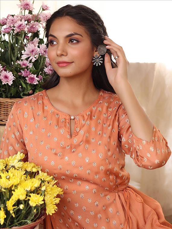 orange printed a-line kurta - 18386028 - Zoom Image - 5