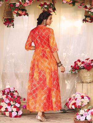 orange bandhani anarkali kurta - 18386030 - Standard Image - 4