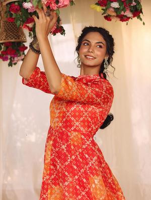 orange bandhani anarkali kurta - 18386030 - Standard Image - 5