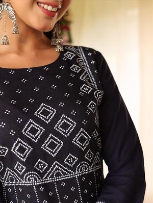 black bandhani straight kurta - 18386044 - Standard Image - 5