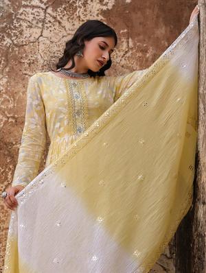 mustard floral anarkali kurta - 18386074 - Standard Image - 5
