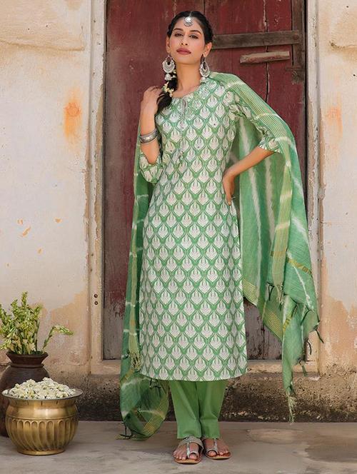 green silk suit set - 18386152 - Very Small Image - 1