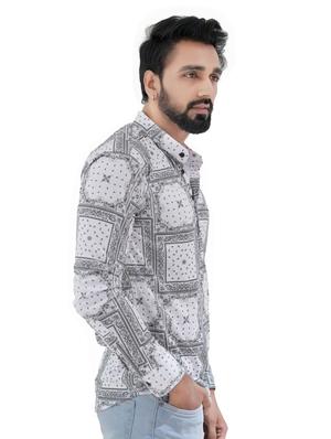 white printed short kurtas - 18386767 - Standard Image - 3