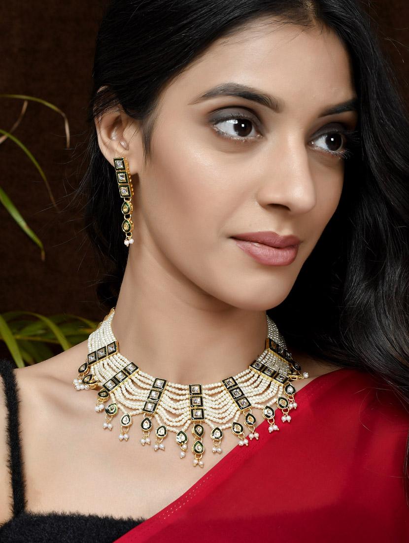 white brass necklaces and earring - 18387596 - Zoom Image - 5