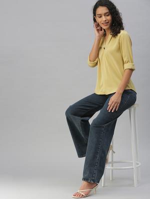 v-neck solid regular top - 18392031 - Standard Image - 4