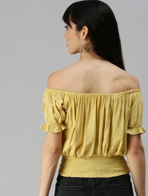 off shoulder solid crop top - 18392313 - Standard Image - 3