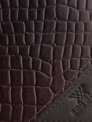brown leather wallet - 18392996 - Standard Image - 5