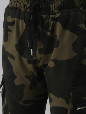 high-rise camouflage cargo trouser - 18393005 - Standard Image - 5