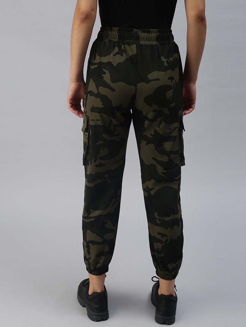 high-rise camouflage cargo trouser - 18393005 - Zoom Image - 3