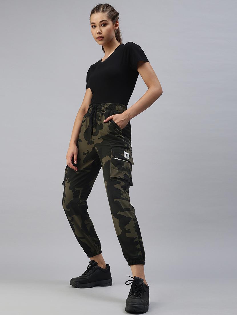 high-rise camouflage cargo trouser - 18393005 - Zoom Image - 4