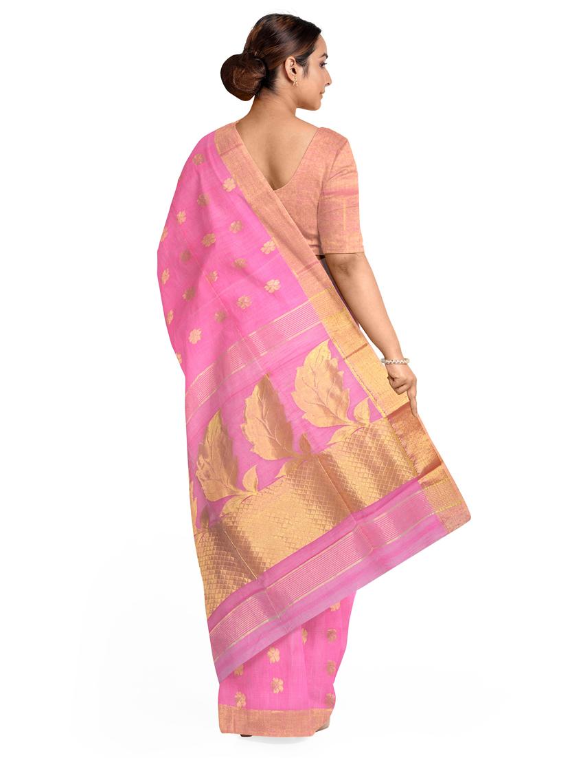 pink silk blend handloom saree with blouse - 18395843 - Zoom Image - 2