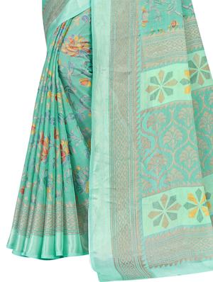 green printed saree with blouse - 18395998 - Standard Image - 2